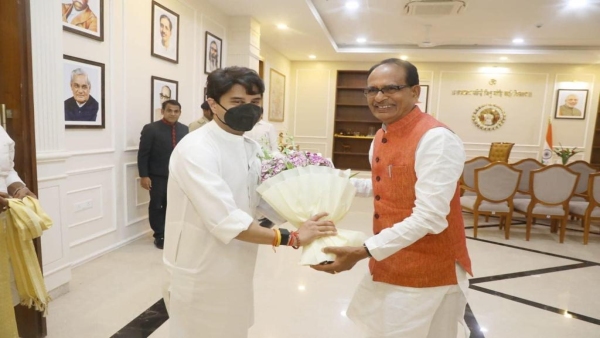 Was the promise made by Union Minister Jyotiraditya Scindia to the guest teachers fulfilled?