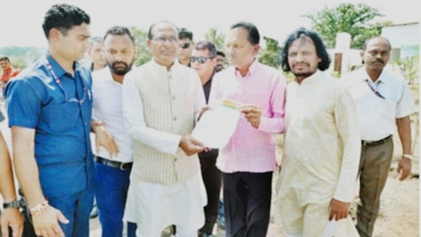 Impressed by CM Shivraj, farmer built Mama Park in 5 acres, took pledge for plantation campaign