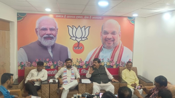 BJP spokesperson Durgesh Keswani targeted Kamal Nath in a press conference regarding religion