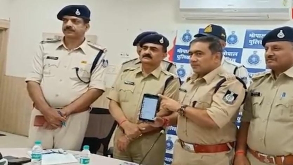 Immediate action will be taken against vehicle in no parking area, suggestions on helpline number