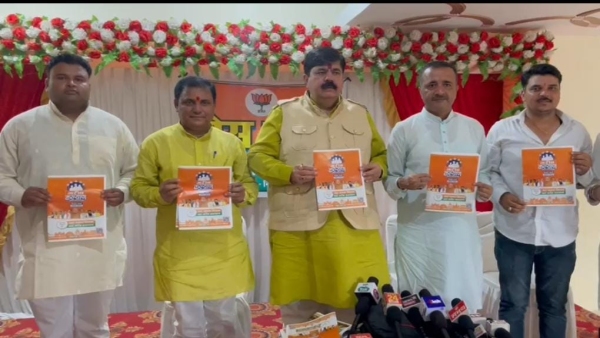 In Niwari, BJP spokesperson Durgesh Keswani spoke to journalists on Congress and Jan Arshiwad Yatra In Niwari, BJP spokesperson Durgesh Keswani spoke to journalists on Congress and Jan Arshiwad Yatra