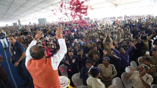 CM Shivraj Singh Chauhan made a big announcement for Kotwar, Salary increased to ₹8 thousand