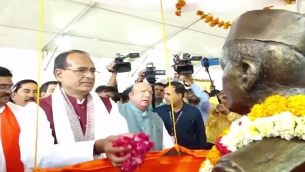 IAS Neeraj Mandloi is the grandson of late former CM Bhagwant Rao, statue unveiled