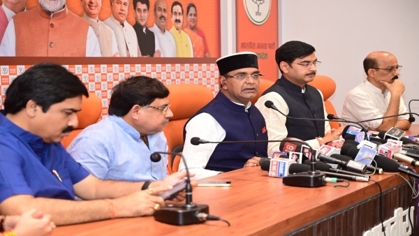 Minister Vishwas Sarang fiercely targeted Congress regarding Rahul Gandhis MP visit.