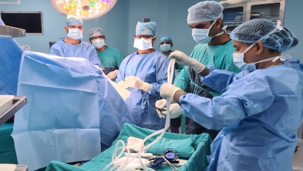 Patient kept playing piano during operation, such brain surgery done for first time in Bhopal AIIMS