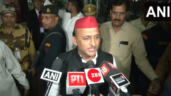 Akhilesh Yadav on Ekana Cricket Stadium Akhilesh Yadav on Ekana Cricket Stadium