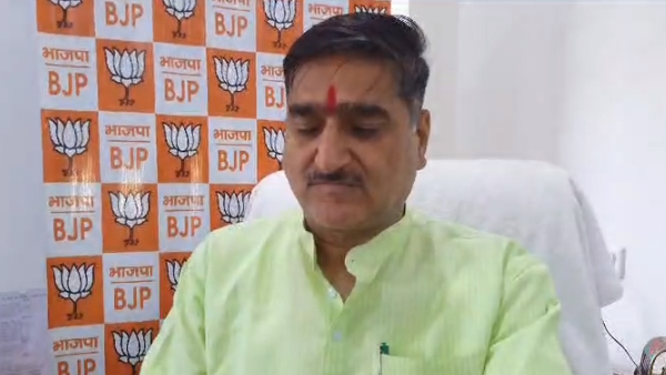 protest by students against Israel and in support of HAMAS in Aligarh Muslim University