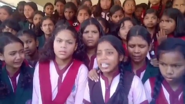 anuppur-tribal-girls-hostel-students-madam-scolded