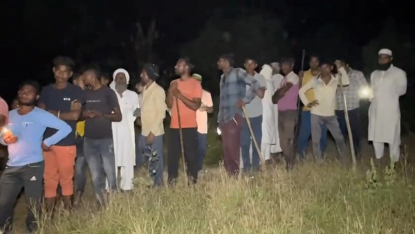 bodies are being beheaded and private parts being cut in Baghpat graveyard 