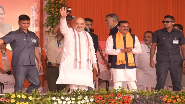 Amit Shah targeted Digvijay and Kamal Nath in Junnardev of Chhindwara district. Amit Shah targeted Digvijay and Kamal Nath in Junnardev of Chhindwara district.