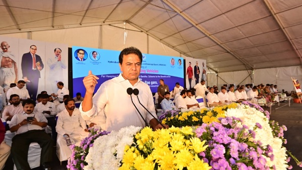 CM KCR hit back at PM Modi