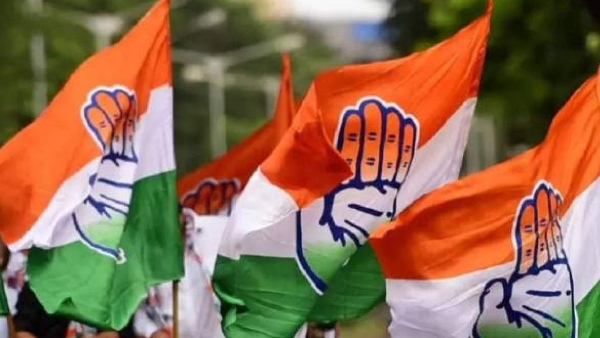 पार्टी को RSS से बचाने के लिए प्रदर्शन कर रहे कांग्रेस नेता