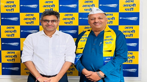 3 BJP leaders from Bundelkhand went to Delhi and took membership of Aam Aadmi Party