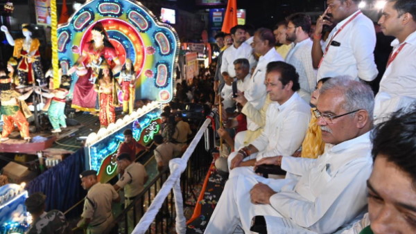 Chhattisgarh Bhupesh Baghel participated tableau ceremony prayed Lord Ganesha happiness prosperity