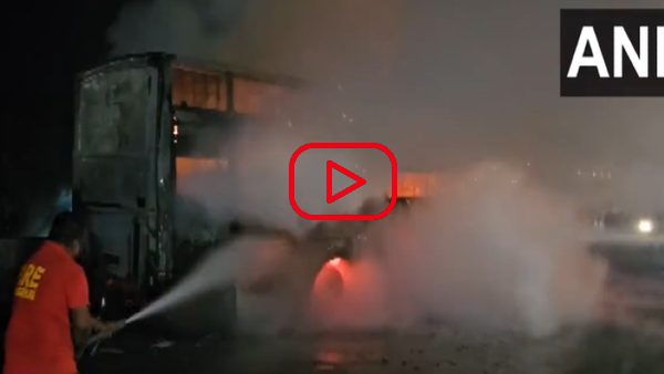 Gujarat Bus burnt in flames