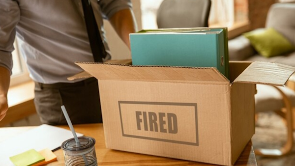 Recession hits tech and retail companies, 23 people are losing jobs every hour in the last 2 years