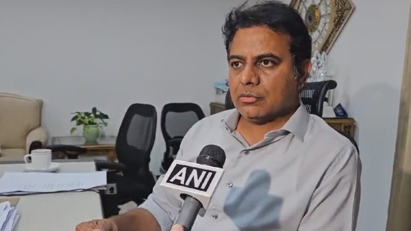 तेलंगाना: PM मोदी के जुमलों से थक चुके हैं लोग, बोले KTR 