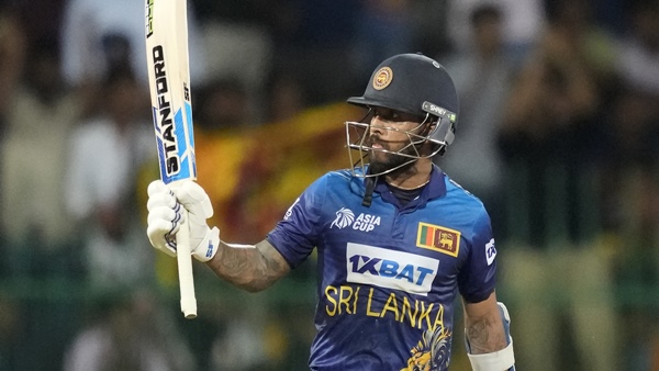 Kusal Mendis 1