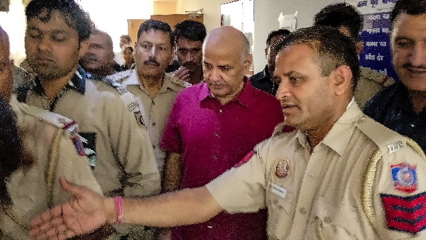 मनीष सिसोदिया की जमानत पर 12 अक्टूबर को होगी अगली सुनवाई मनीष सिसोदिया की जमानत पर 12 अक्टूबर को होगी अगली सुनवाई