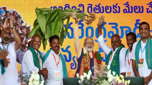 Modi promises a shot for BJP leaders