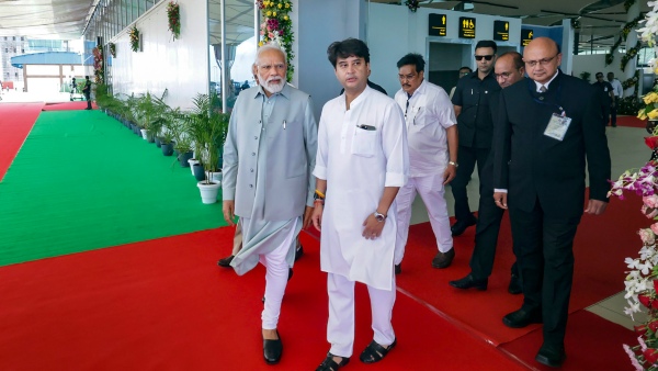 MP Jyotiraditya Scindia News