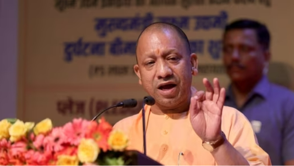 योगी आदित्यनाथ 