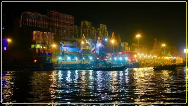 dev-deepawali-2023-laser-show-on-the-waves-of-ganga-in-varanasi