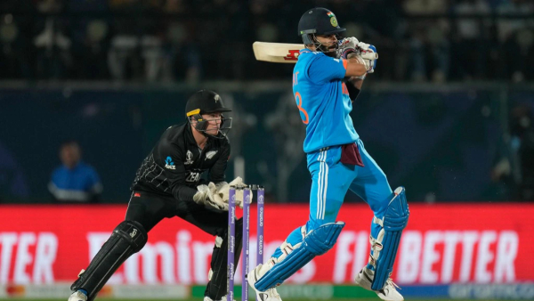 world cup 2023 Virat Kohli Gets Out For 95 Runs Against New Zealand 