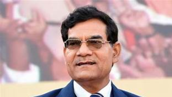 एके शर्मा 