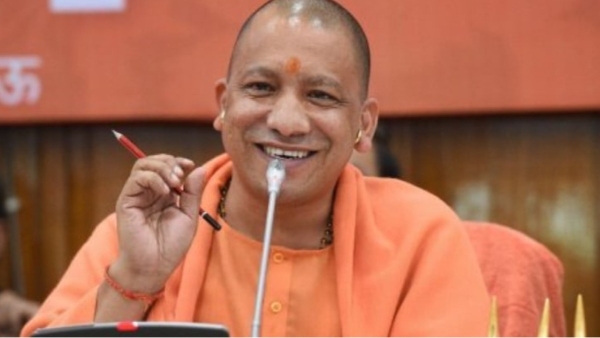 योगी आदित्यनाथ 