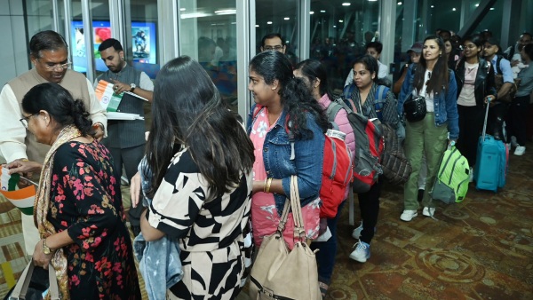 Operation Ajay 141 returned to India Operation Ajay 141 returned to India