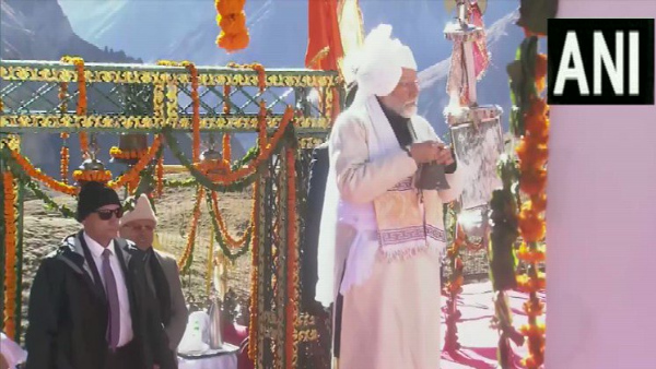PM Modi reached Pithoragarh worship darshan Parvati Kund Jolingkong Gunji village.