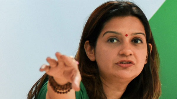 priyanka chaturvedi 