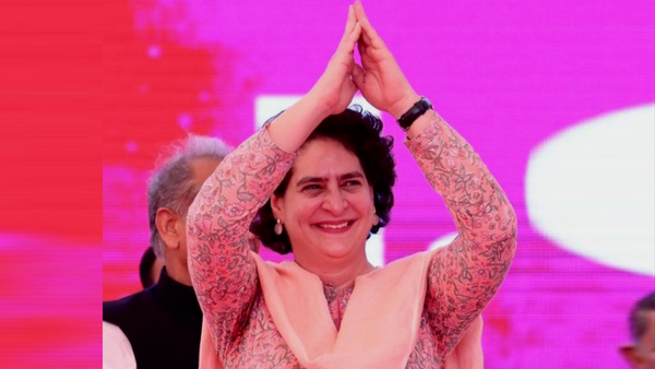 EC Notice to Priyanka Gandhi 