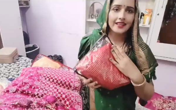 seema haider got lots of gifts before karwa chauth from Lawyer AP Singh mother video viral 