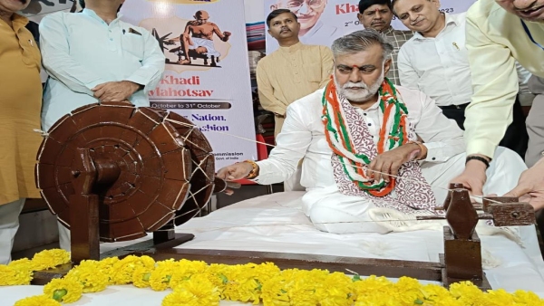 Prahlad Patel reached Khadi Gramodyog Bhandar on Gandhi Jayanti, appealed to people to adopt Khadi Prahlad Patel reached Khadi Gramodyog Bhandar on Gandhi Jayanti, appealed to people to adopt Khadi
