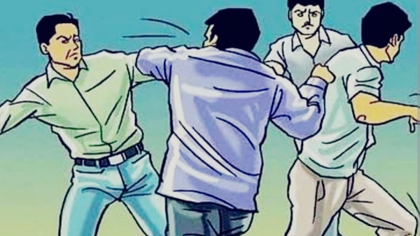 Jahangirabad area, tenants daughter along her friends committed an incident with landlords wife Jahangirabad area, tenants daughter along her friends committed an incident with landlords wife