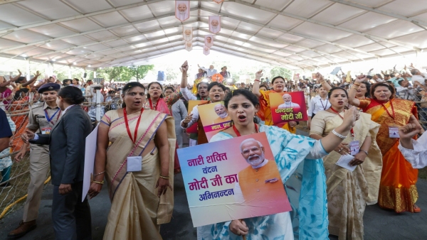 PM Narendra Modi made big allegations against Congress governments regarding corruption