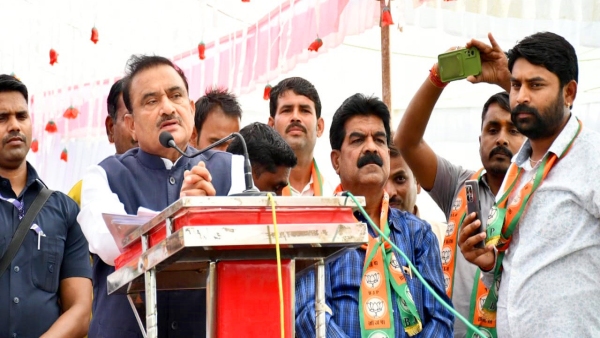 Fiercely targeted at Congress, said- Congresss agenda is not development, but to divide the society.