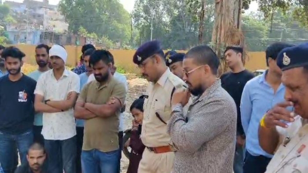 Case registered against 15 people including two police station incharges regarding Banheri Sarpanch Vikram Rawat
