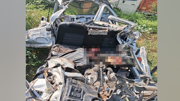 five died of a family in a Road accident on Yamuna Expressway