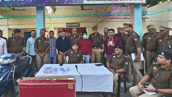 loot and physical abuse of paint merchant wife in bijnor was a conspiracy 