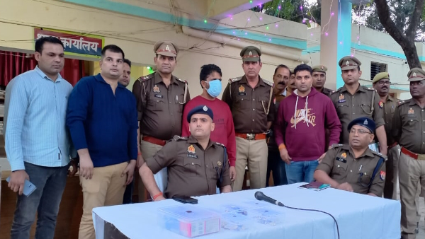 loot and physical abuse of paint merchant wife in bijnor was a conspiracy 