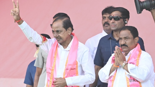 तेलंगाना: चुनाव नजदीक आते ही BRS का अभियान तेज