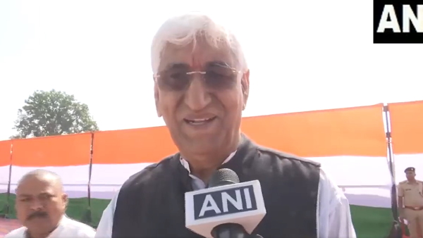 छत्तीसगढ़: राहुल गांधी के मंदिर जाने पर भी BJP को आपत्ति