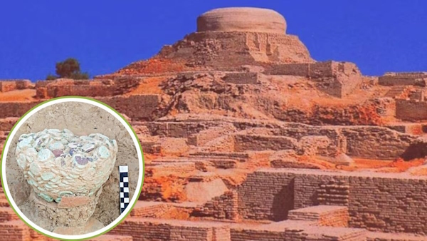 Historical coins recovered from Moenjo Daro