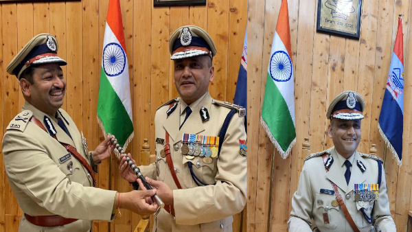  12th DGP Abhinav Kumar Friend for civilized citizens, death for criminals, know the priorities 