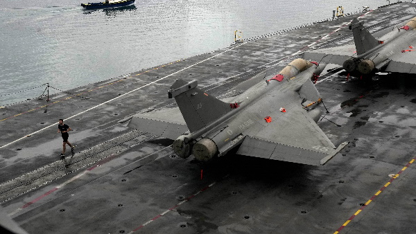 india france 114 Rafale Fighter Contract