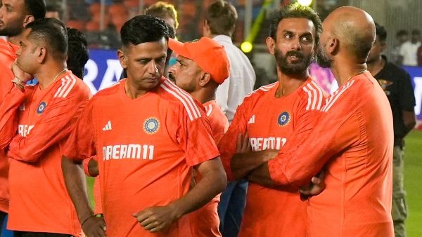 indian team coaching staff