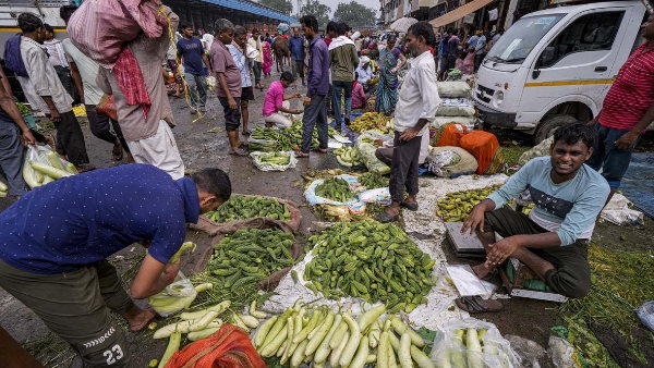 महंगाई से मिली राहत, खुदरा मुद्रास्फीति अक्टूबर में घटकर 4.87 पर पहुंची